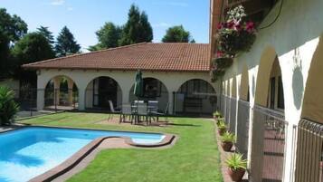 Alberca al aire libre