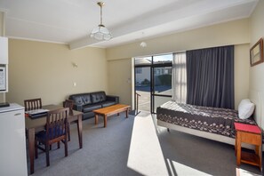 Apartment, 2 Bedrooms | Individually decorated, individually furnished, laptop workspace