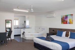 Studio Exécutif, 1 très grand lit, non-fumeur, coin cuisine