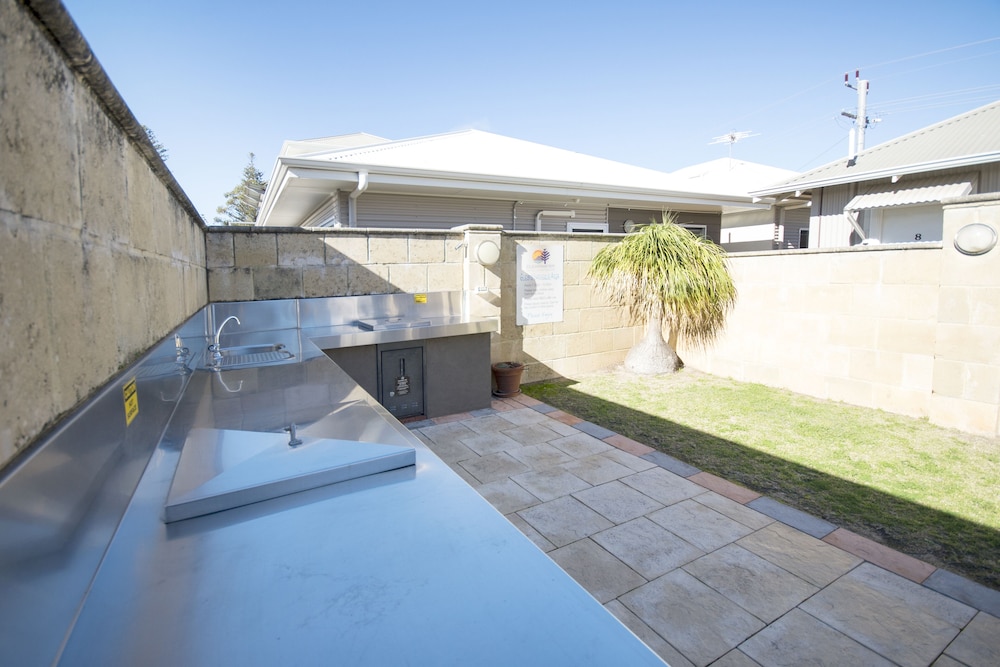 Esperance Clearwater Motel Apartments by null