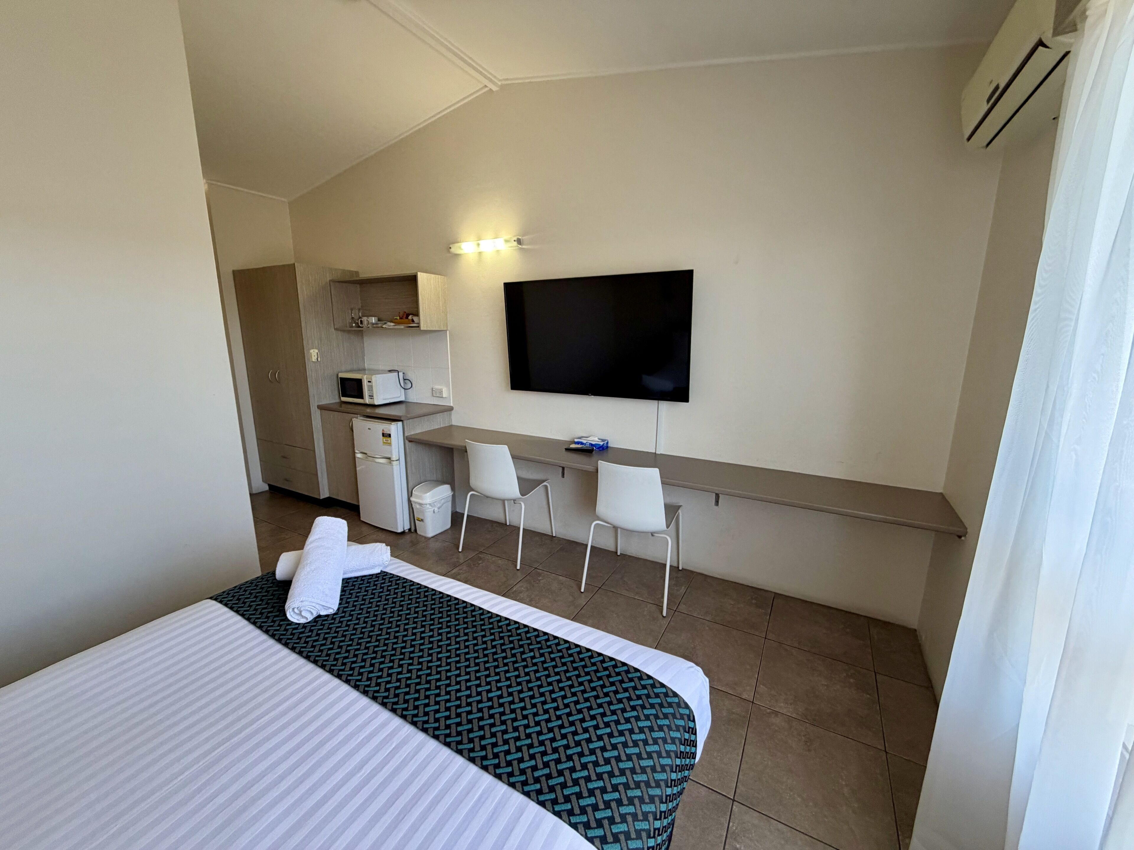 Desk, iron/ironing board, free WiFi, bed sheets