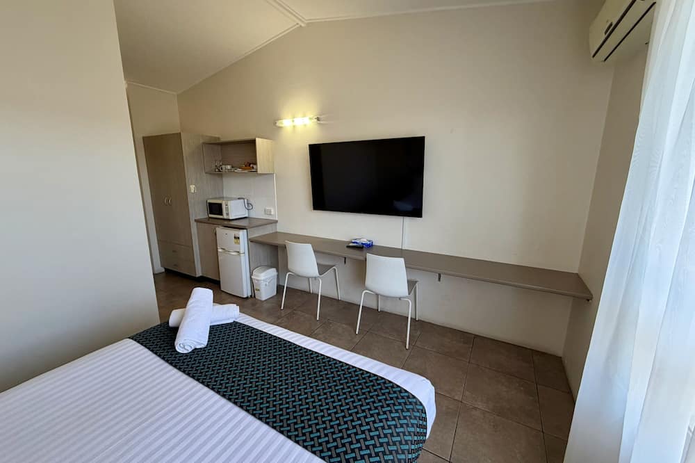 The Ashwood Motel