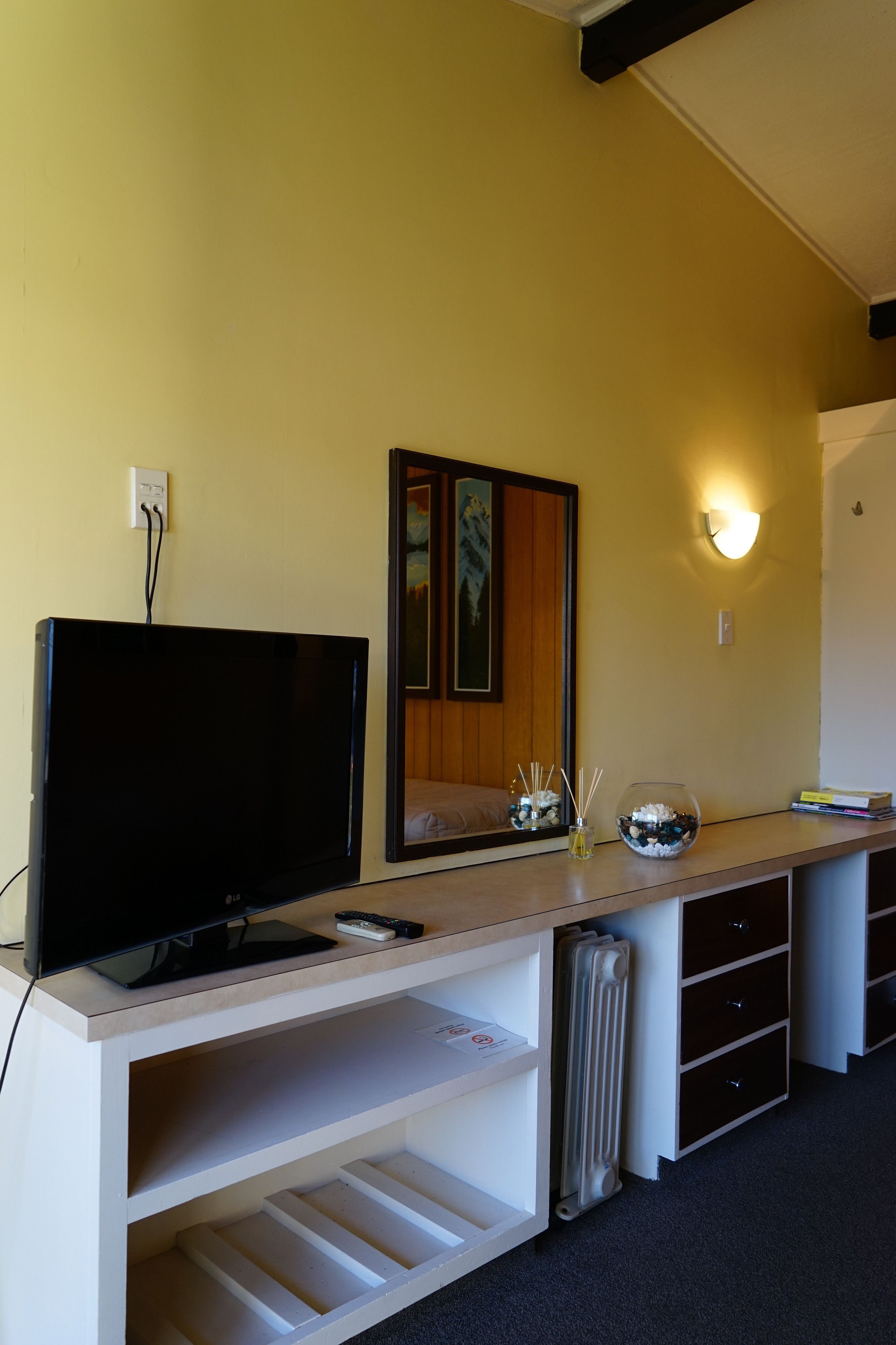 Standard Triple Room | Individually furnished, blackout drapes, iron/ironing board