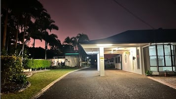 Entrada de la propiedad