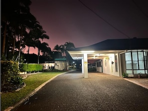 Entrée de l’hébergement