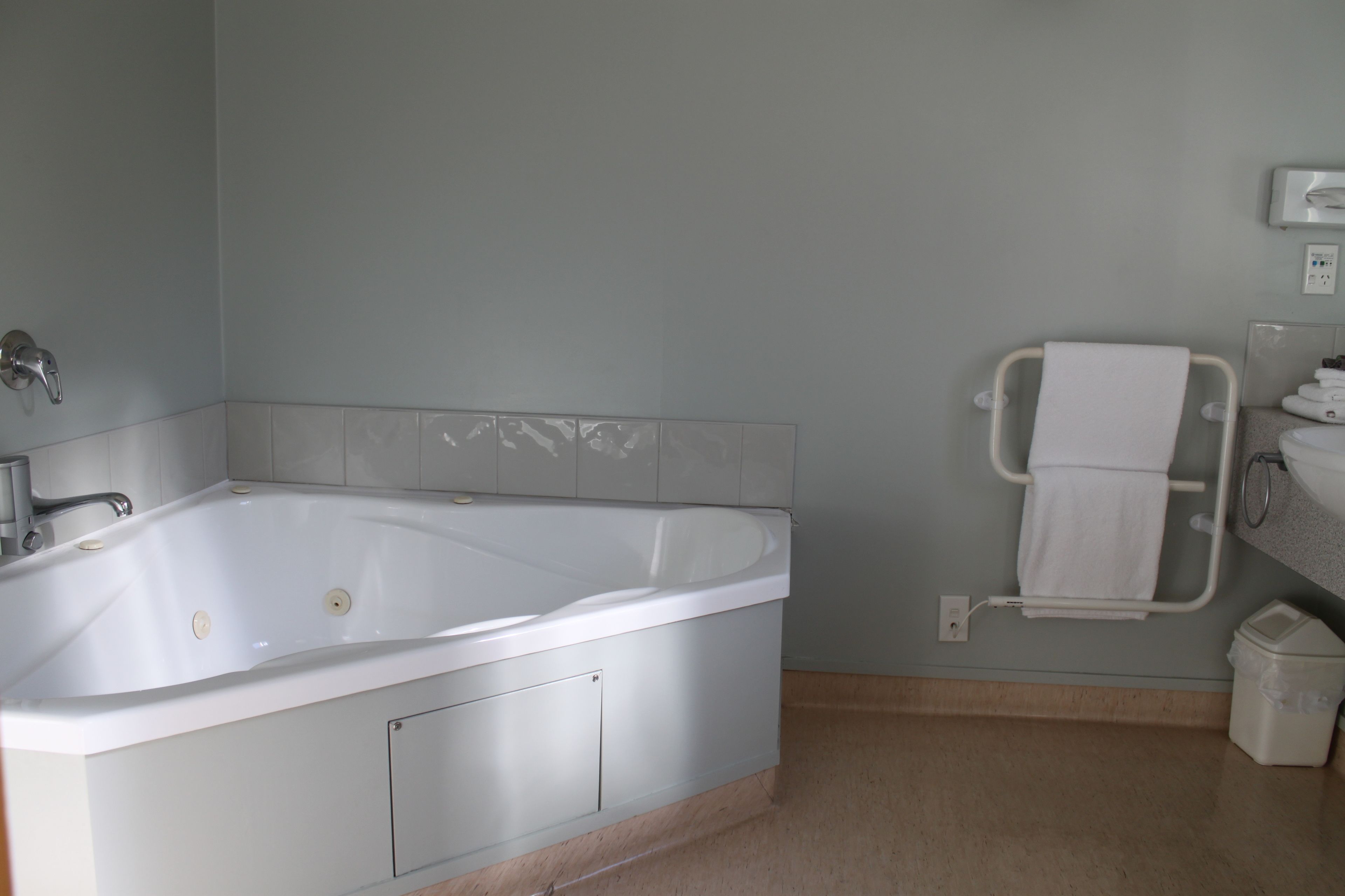 Foto - Alhambra Oaks Motor Lodge