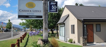 Carrick Lodge Motel