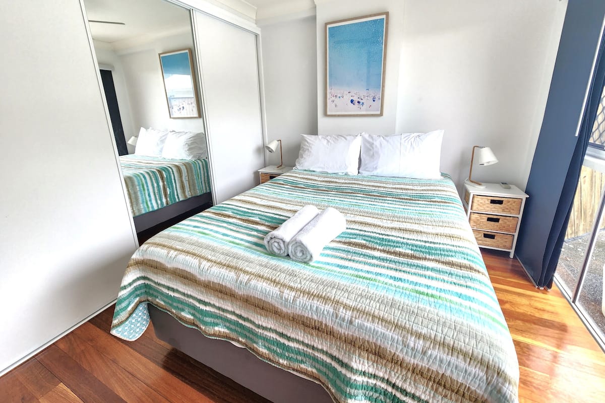 1-BR Deluxe Dolphin Apartment | Individueel gedecoreerd, individueel gemeubileerd