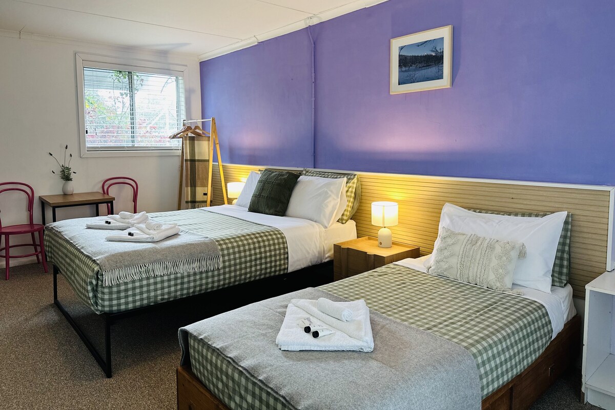 Family Room, Patio | Laptop workspace, WiFi (free), bed sheets