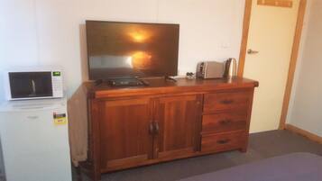Superior Double Room, 1 Bedroom, Non Smoking | Microwave