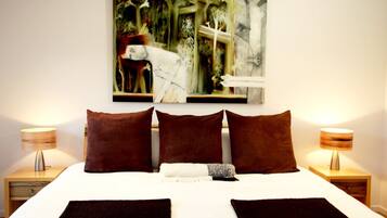 xx Super Twin Room | Desk, rollaway beds, free WiFi, bed sheets