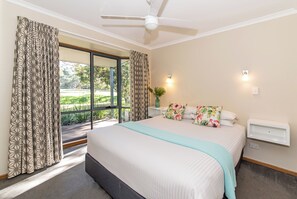 Småhus, 2 soverom (5 berth) | Individuelt dekorert, strykejern/-brett, wi-fi (inkludert) og sengetøy