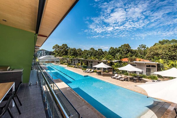 Apartment, 2 Schlafzimmer, Poolseite (Upper Poolside Apartment) | Blick vom Balkon