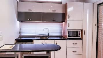 Fridge, microwave, coffee/tea maker, electric kettle