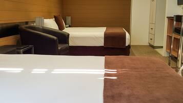 Standaard kamer, niet-roken, kitchenette | Luxe beddengoed, geluiddichte muren, een strijkplank/strijkijzer