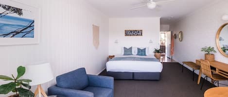 Ropa de cama de alta calidad, decoración personalizada y escritorio