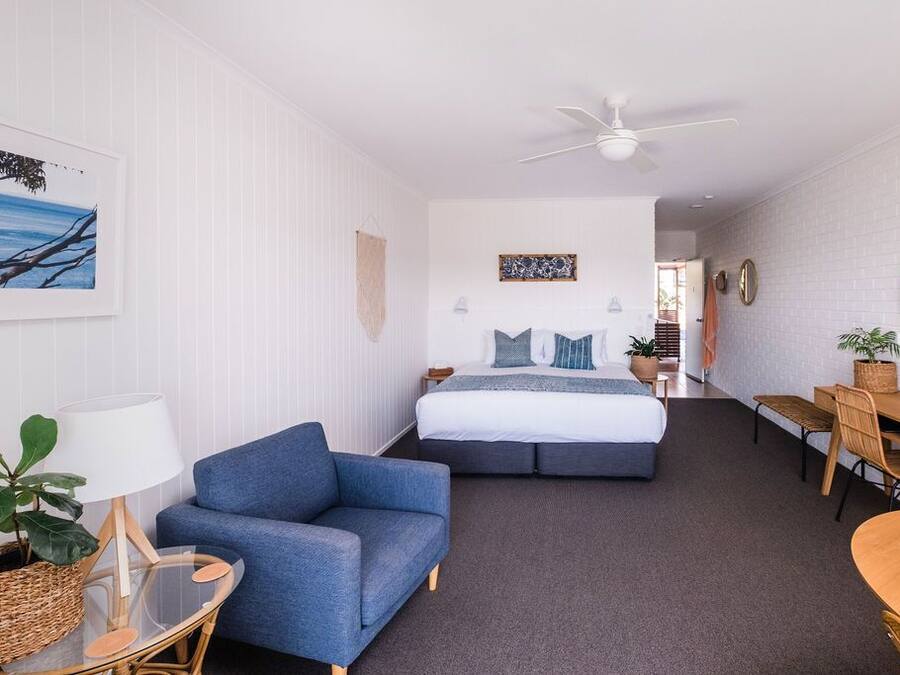 Ropa de cama de alta calidad, decoración personalizada y escritorio