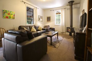 Cottage, 2 camere da letto | Area soggiorno | Caminetto, Netflix