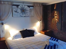 Deluxe Double Room, 1 King Bed, Jetted Tub