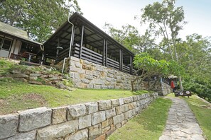 Exterior - YHA Pittwater Eco (Sydney) (Morning Bay)