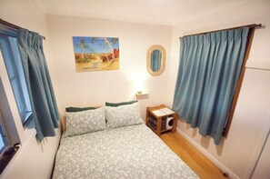 Bed sheets - YHA Pittwater Eco (Sydney) (Morning Bay)
