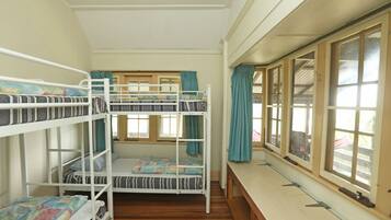 Dortoir Partagé, dortoir mixte