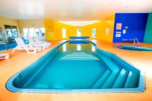 Indoor pool, outdoor pool - NRMA Warrnambool Riverside Holiday Park (Allansford)