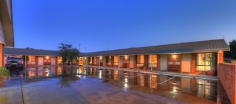 Moama Central Motel
