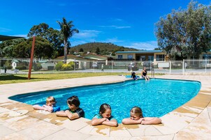 Outdoor pool, open 8:00 AM to 6:00 PM, sun loungers