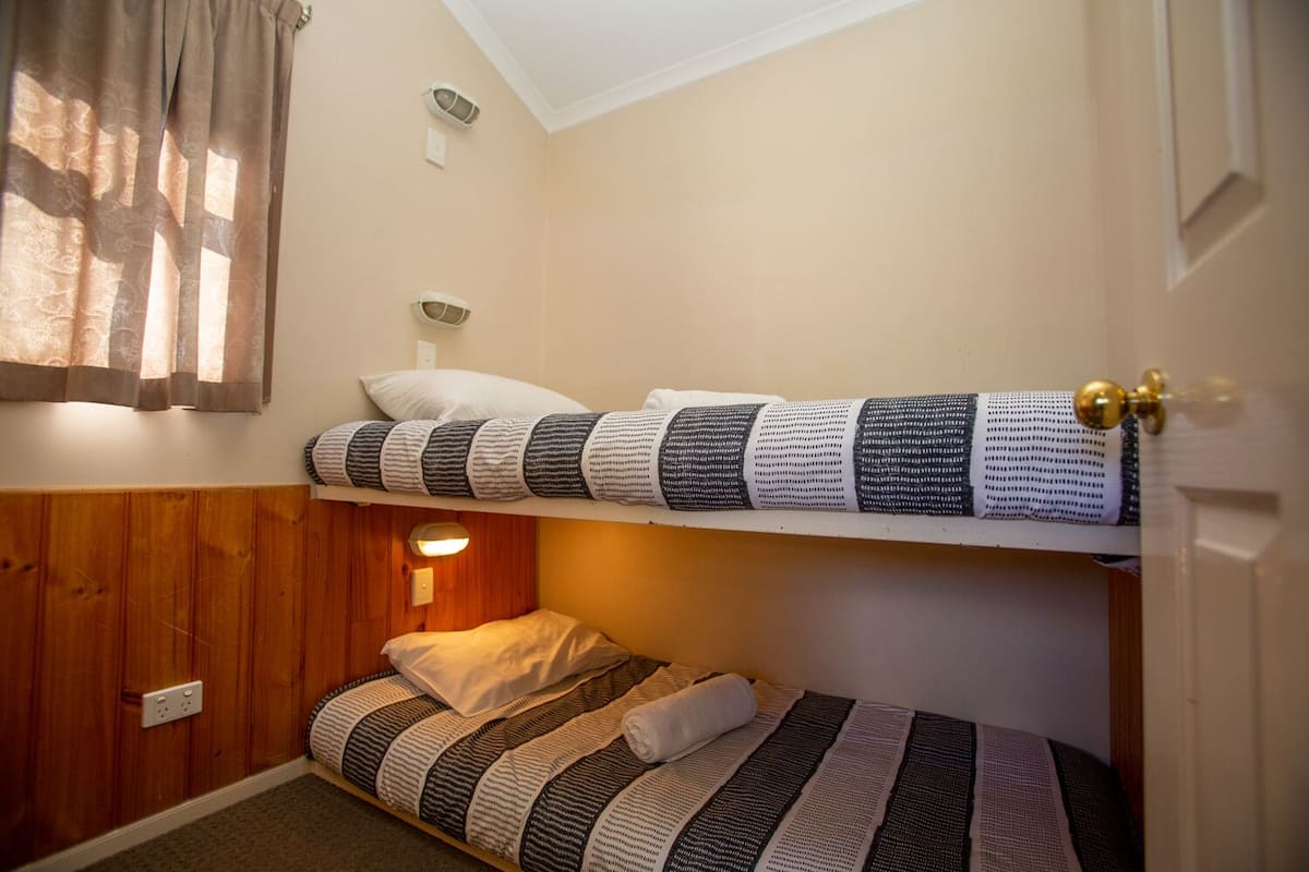 Standard-Chalet, 2 Schlafzimmer, Nichtraucher, Kochnische (Standard Cabin)