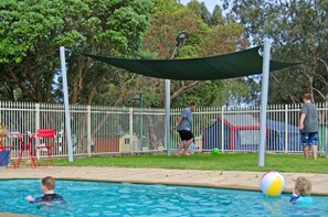 Outdoor pool, open 8:00 AM to 6:00 PM, sun loungers
