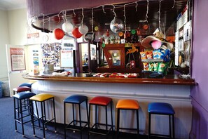 Bar (en la propiedad)