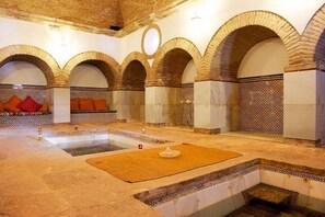 Espace de soins pour les couples, sources chaudes/minérales