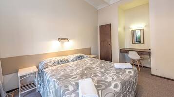 Standard Suite, 1 Bedroom, Non Smoking, Kitchen | Premium bedding, iron/ironing board, free cribs/infant beds, free WiFi
