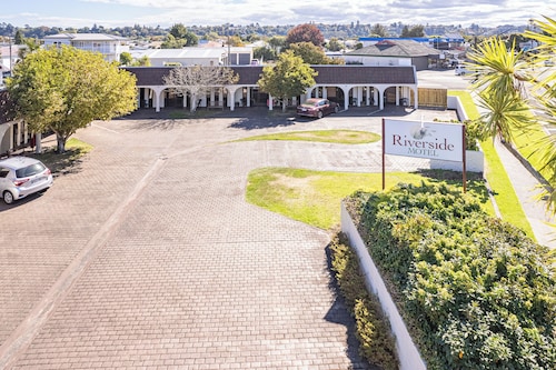 Riverside Motel
