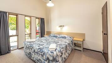 Standard Room, Non Smoking, Kitchen (2 Bedroom) | Premium bedding, iron/ironing board, free cribs/infant beds, free WiFi