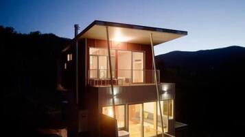 Fassade der Unterkunft â Abend/Nacht