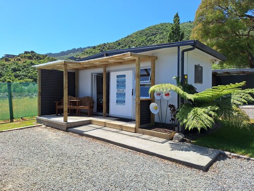 Waikawa Bay Holiday Park