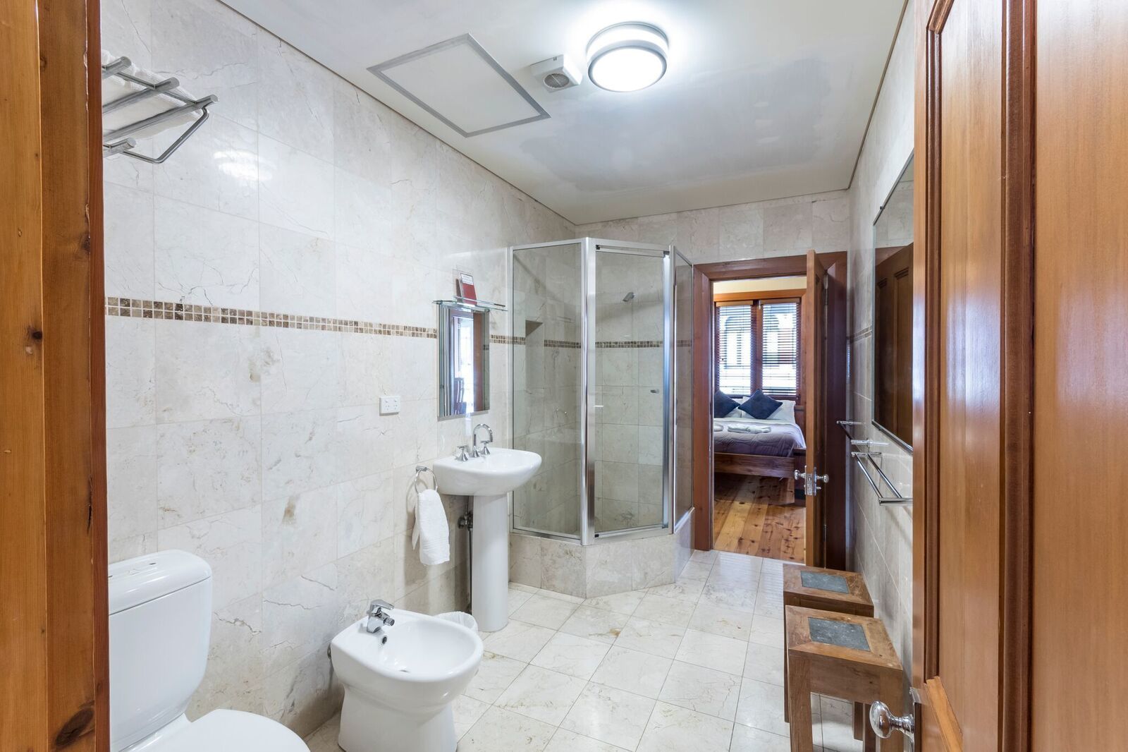 Rialto Suites — image 10