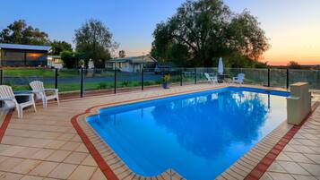 Udendørs pool