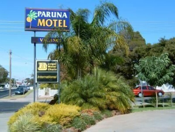 Exterior - Paruna Motel (Swan Hill)