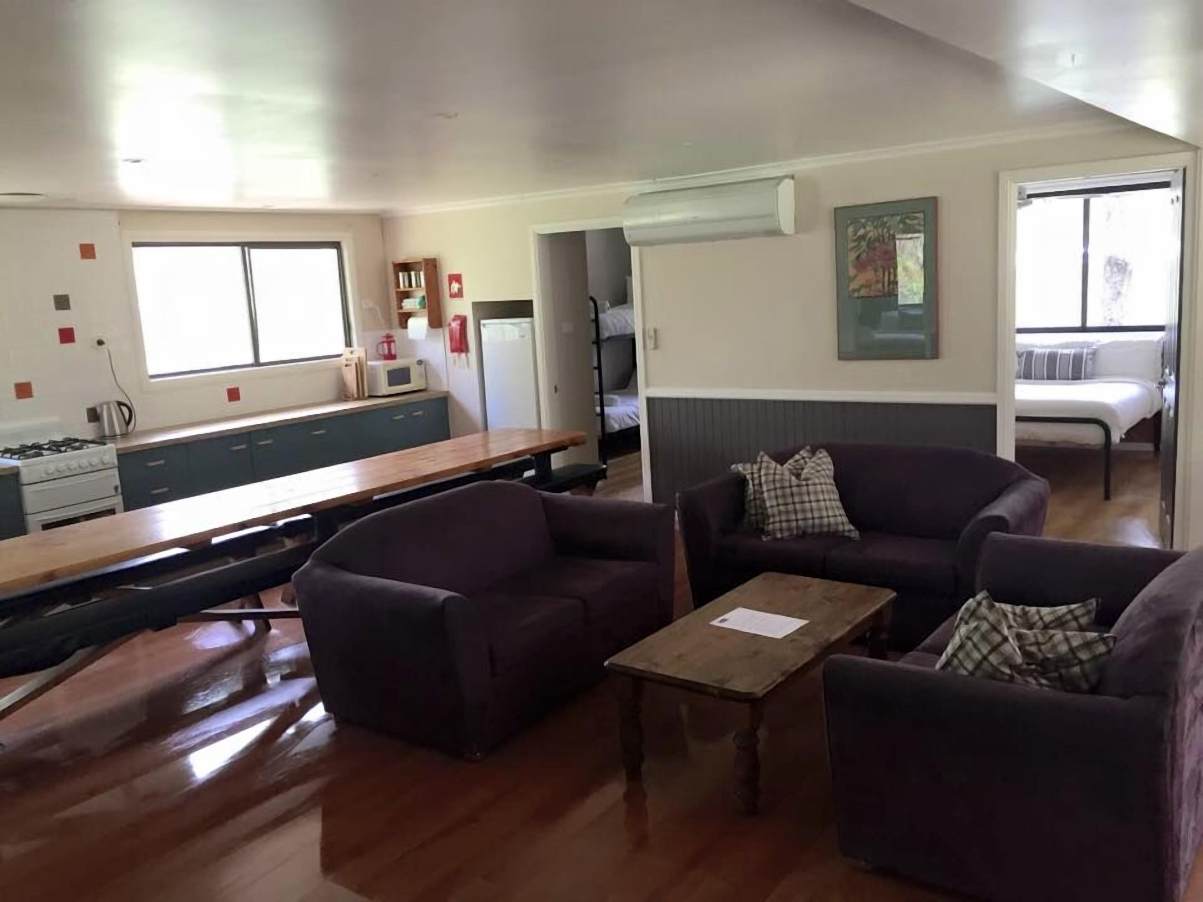 Pokolbin Cottages — image 20