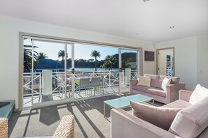 Presidential Apartment, 3 Bedrooms, Partial Ocean View | Living area