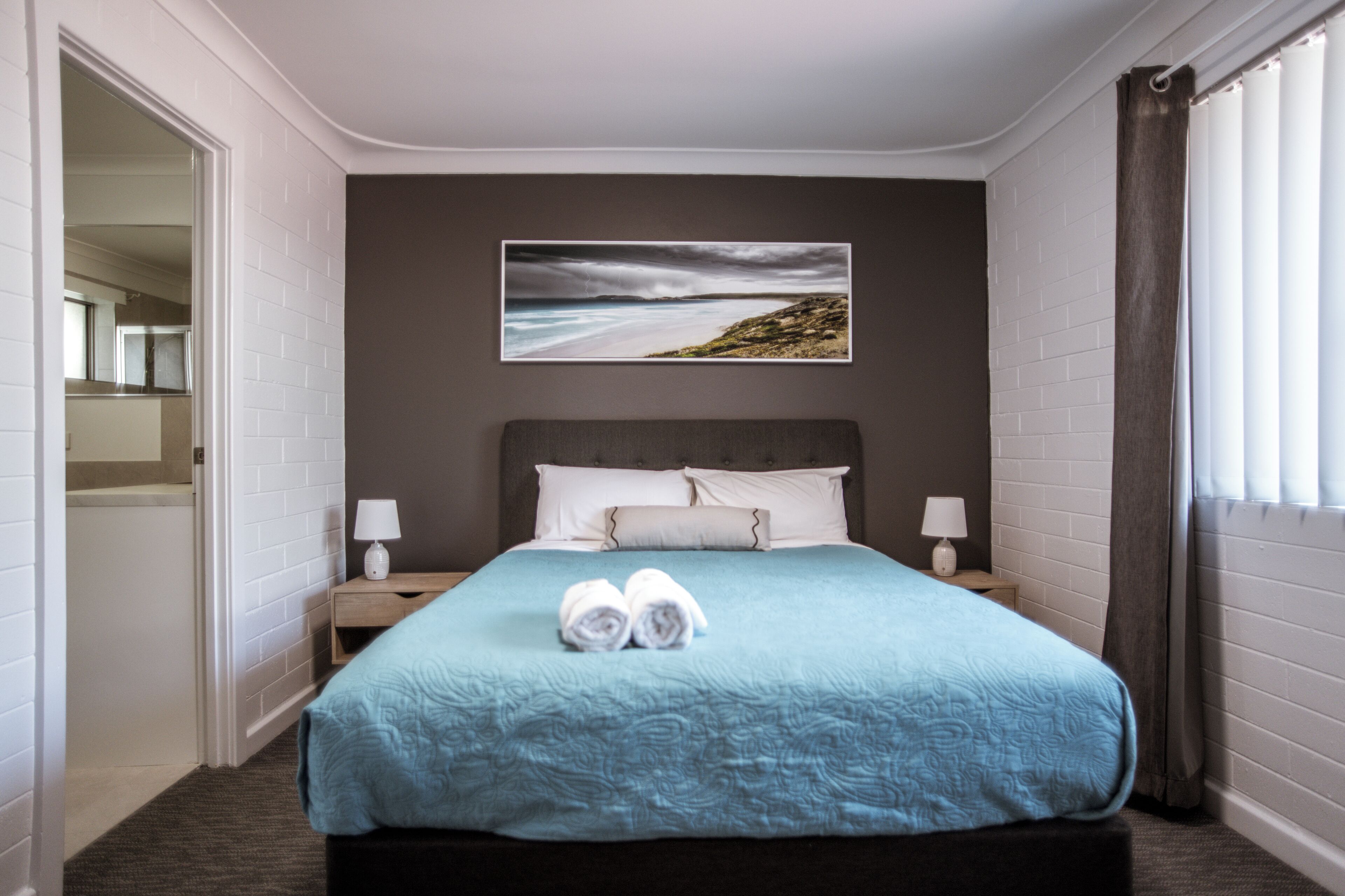 Standard Apartment, 2 Bedrooms | Cribs/infant beds, free WiFi, bed sheets