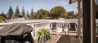 Archipelago Apartments