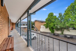 Exterior - Cosmo Motel Adamstown (Adamstown)