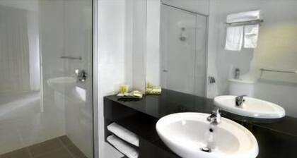 May Park Executive Apartments