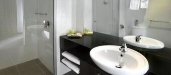 May Park Executive Apartments