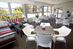 Bar (in der Unterkunft)