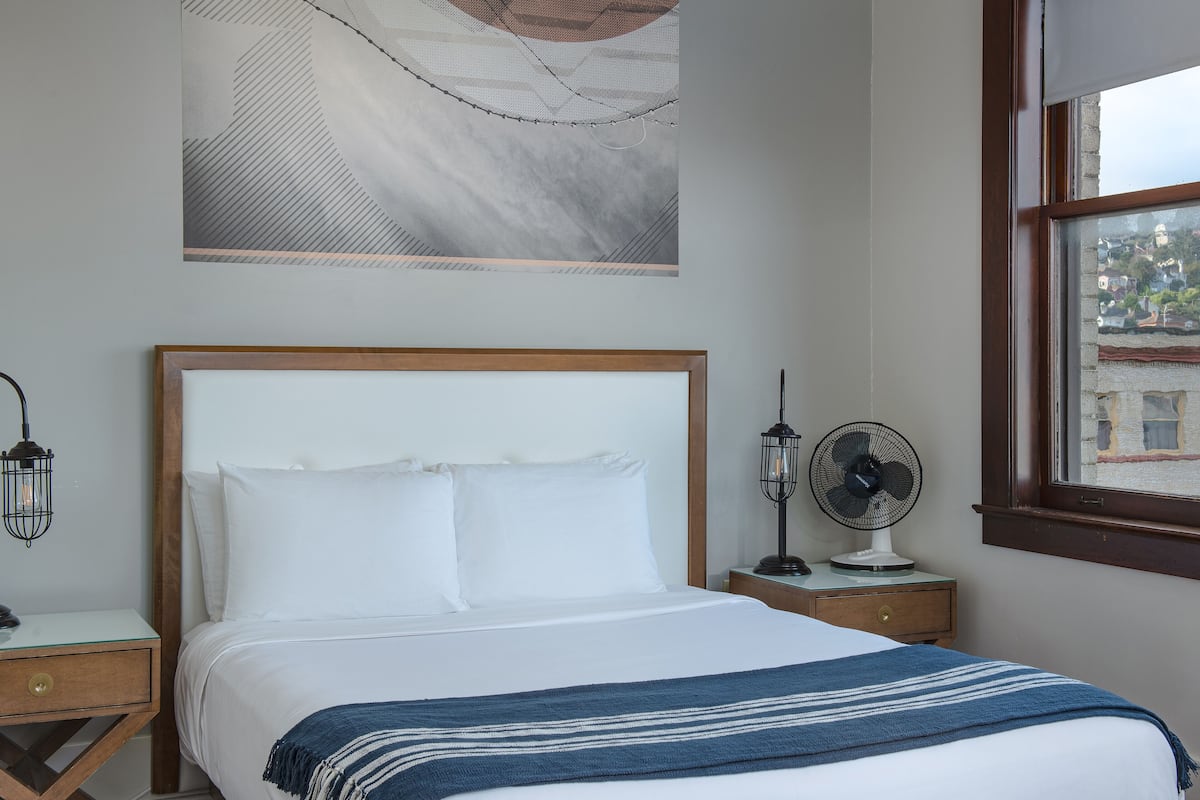 Standard Room | Blackout drapes, free WiFi, bed sheets, wheelchair access